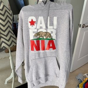 California Hoodie - Medium